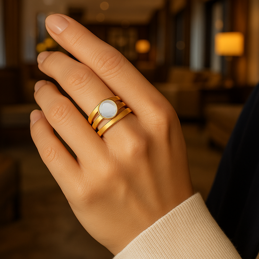 Vintage Zlati Prstan z Vložkom Lune